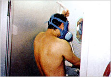 流水シャワー洗身風景